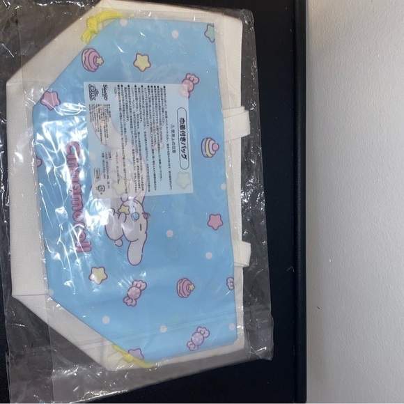 cinnamonroll tote - Picture 4 of 4